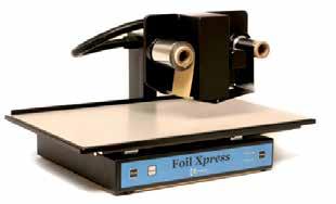 Σύνδεση με υπολογιστή μέσω USB [συμβατά με Windows XP, Vista, Windows 7 & Windows 8], ταχύτατη εκτύπωση 2.5cm/min, ανάλυσης 300x300 dpi, με μέγιστη επιφάνεια εκτύπωσης 38cm x 33cm.