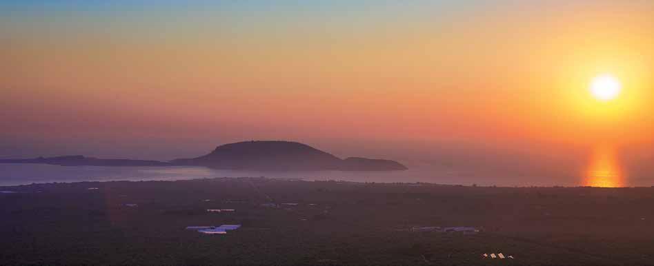 sweetness of an air perfumed by countless fragrant plants, the beautiful view to the sea, make this location the most attractive of charming Messenia.