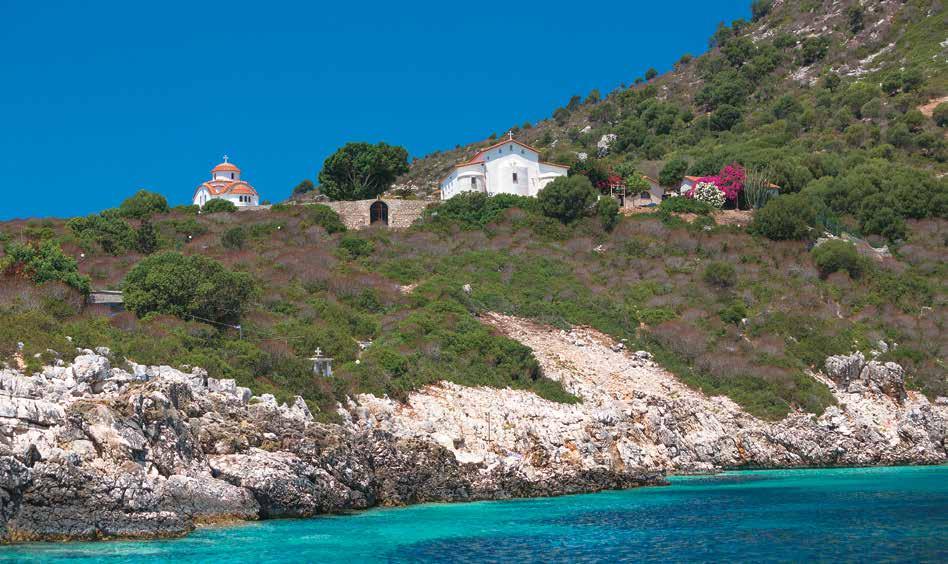 όρμο, είχε προχωρήσει σε ολόκληρη κατασκευή που επέτρεπε στο σκαρί του να ανασύρεται από τη θάλασσα και να στερεώνεται στην πλαγιά, ξεγελώντας όσα πλοία έμπαιναν στον απάνεμο δίαυλο για να