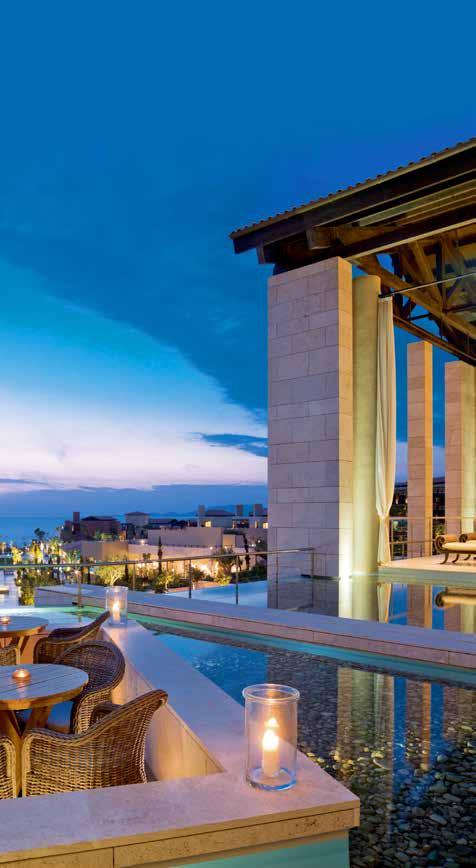 Διαμονή Accommodation COSTA NAVARINO Η Costa Navarino αποτελεί τον πρώτο ολοκληρωμένο, περιβαλλοντικά υπεύθυνο τουριστικό προορισμό υψηλών προδιαγραφών στην Ελλάδα.