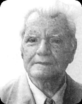 назија во Воден, а дипломирал на Педагошката академија во Солун во 1940 г. Неколку години работел како наставник во мегленските села и во градот С ботско. Во есента на 1941 год.