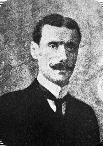 раководител на МРО во Битола. Ја завршил Битолската егзархиска гимназија, а се занимавал со трговија. Во МРО бил привлечен од Пере Тошев. Од 1895 до 1901 г.