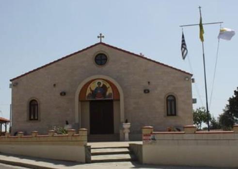 «πατημένη». Στις 3 Νοεμβρίου το χωριό πανηγυρίζει τη μνήμη του αγίου Γεωργίου κάνοντας μεγάλο πανηγύρι. Η εκκλησία του Αγίου Δημητρίου βρίσκεται στο Συνοικισμό Ξυλοφάγου.