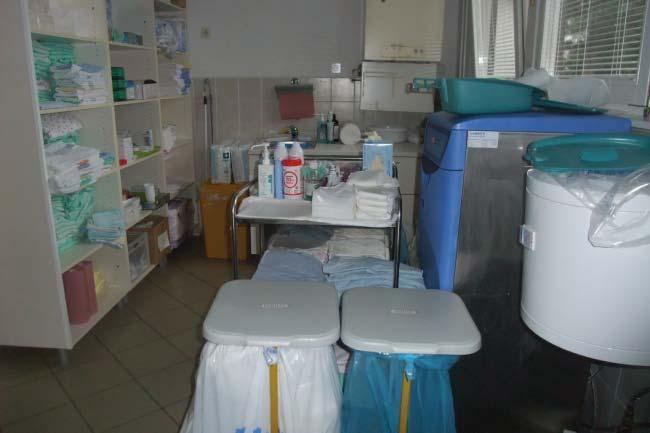 Parcela je nepravilne oblike, stavbni del parcele se nahaja na