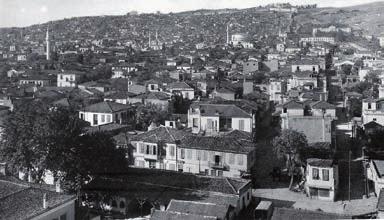 Η ΑΡΧΑΙΟΛΟΓΙΚΗ ΕΡΕΥΝΑ 13. Άποψη της Θεσσαλονίκης από τον Λευκό Πύργο. Το Ακτσέ Μετζήτ διακρίνεται στο αριστερό άνω τμήμα της φωτογραφίας (φωτ. Βoissonnas F., 1919 ).