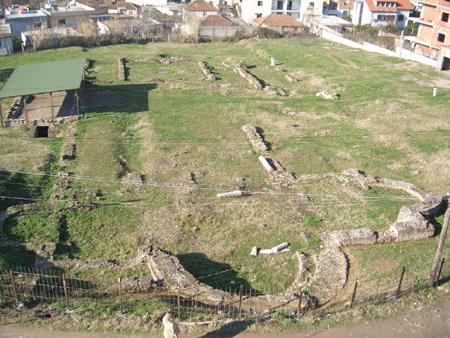 Fig.14. Bazilika në Arapaj, Durrës (foto e marrë nga Google16.3.2017) Bazilika e Arapajt është një bazilikë paleokristiane e shek.