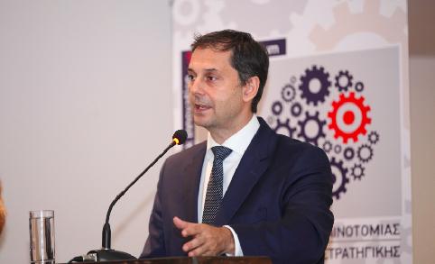 Σε ένα πράγµα συµφωνούν όλοι- εκτός του ότι υπάρχει υπερφορολόγησηότι το Δηµόσιο είναι ο µεγάλος ασθενής.