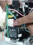 10) Loosen the Thermistor wire connector(cn43).