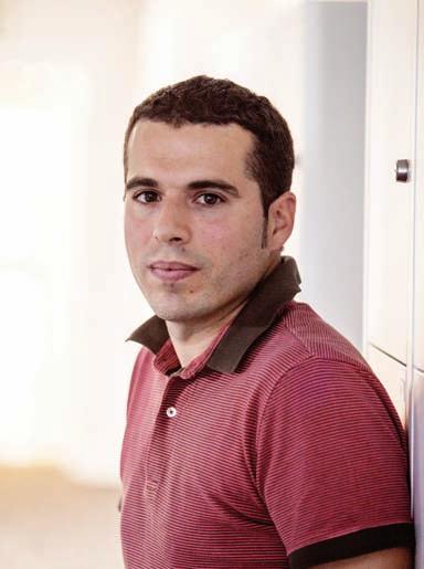 ARITZ AGIRRE berria nintzen Madrildik. Karga handiko lana da ordu kopuruengatik eta erantzukizunarengatik, baina iruditzen zait pertsonalki lasaiago hartu dudala.