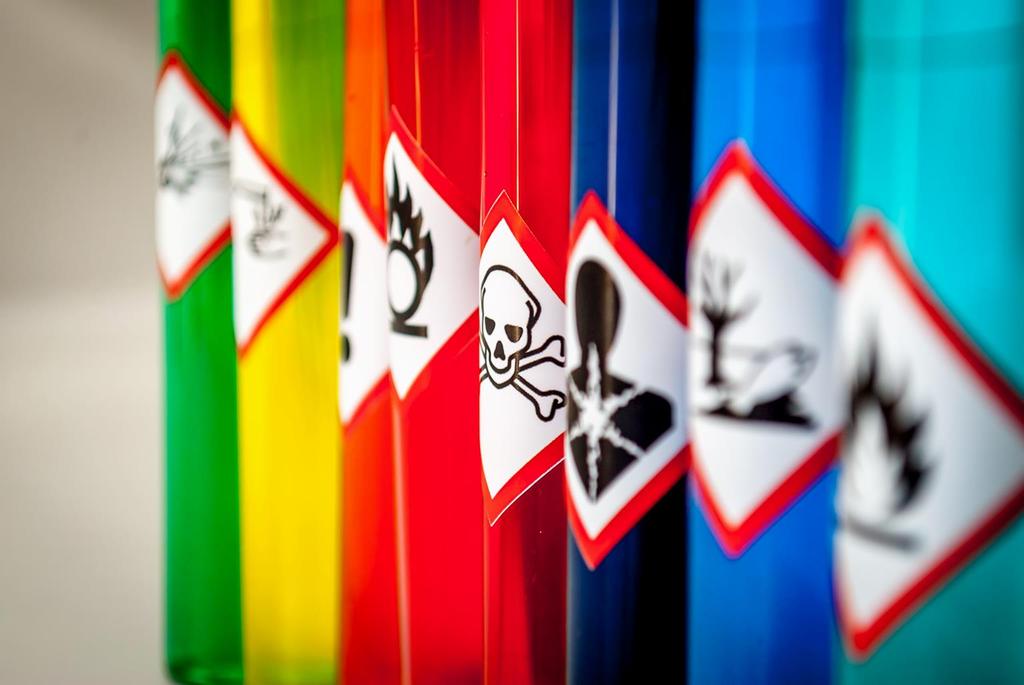 Ασφαλής Διαχείριση ΧΗΜΙΚΩΝ ΟΥΣΙΩΝ Lessons Learnt from Accidents - White Paper (N o 4) Καραολή Μιχαήλ 53-57,