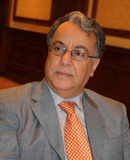 شخصيات الدول العربيةتصدر الطن الخاممن الرمال البيضاءب 30 دوالرا ويعود إلينامصنعاب 300 مليون دوالر التجارة العربية البينية من 8 10%.