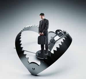 وعند التعامل مع املشكالت احملتومة واإلحباطات وتقلبات احلياة العملية فإن عليك أن تسأل نفسك دائما ما الذي نبرع فيه ونتقنه وما الشيء الذي نتميز فيه عن أي شخص آخر وماذا كان السبب الرئيس في جناحنا حتى