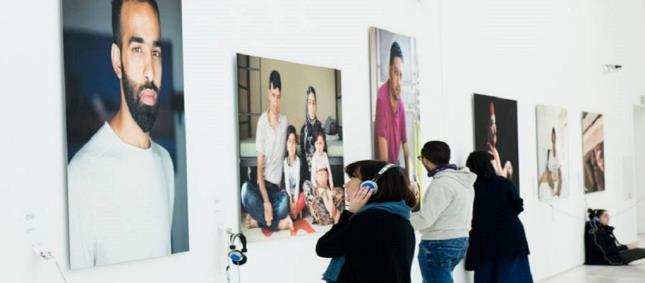 Η συγγραφέας μέσα από το συγκεκριμένο παραμύθι περνάει ηχηρά μηνύματα για την αξία της οικογένειας, της προσφορά και την διαφορετικότητα ενώ η ίδια έχει