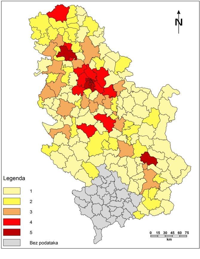 г) д) Слика 25: Типови концентрација укупног броја (а) и домаћинстава према броју чланова у Србији (без Косова и Метохије), 2002.