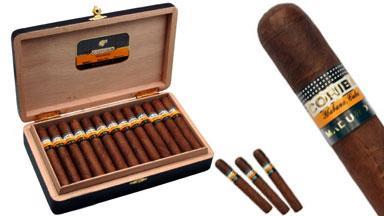 Linea Maduro 5 Taste Segment : Medium to Full Secretos Κωδ. CO077 Συςκευαςία: 25 ποφρων Λιανικι τιμι : 287,50 /11,50 τεμάχιο Κωδ. CO076 10 ποφρων Λιανικι τιμι : 115,00 Ring: 40 Diameter: 15.