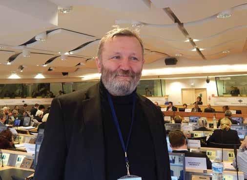 Žagar je poudaril, da je zaradi nižje povprečnine vedno manj denarja za naložbe in investicijska vzdrževanja, fiksni stroški Foto: Tomaž Ajd FINANCIRANJE OBČIN, OBČINSKI SVET Informator, september