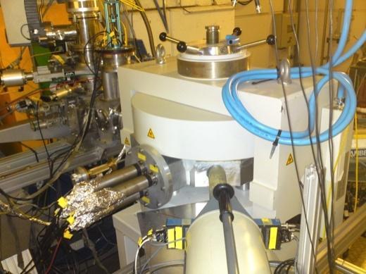 β-nmr station @GANIL MINIBALL@ISOLDE TRAFIC@Demokritos SUL-X @ ANKA/KIT Πυρημική δομή με ραδιεμεργές δέσμες (RIB) * Πειοαμαςικέπ