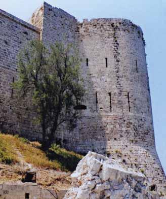 Αγγλίας, ο οποίος κατέλαβε το νησί το 1191. Στη συνέχεια ο Ριχάρδος ο Λεοντόκαρδος πώλησε το νησί αρχικά στους Ναΐτες ιππότες και σχεδόν αμέσως μετά στον Γουΐδο Λουζινιανό, το 1192. Ε.