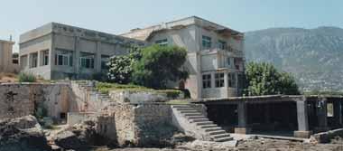 Δήμος δημιούργησε την «Κοινοτική Βιβλιοθήκη Λαπήθου» (1962), που λειτούργησε και ως δανειστική, βοηθώντας έτσι στην πνευματική πρόοδο και των κατοίκων.