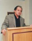 συναίνεσης μεταξύ των κοινωνικών εταίρων κατά το σχεδιασμό νομοθετικών αλλαγών των εργασιακών σχέσεων.