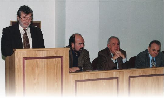 ΔΕ ΚΕ ΜΒÑ ÉÏ Ó 200 0 8 ÏÊÔÙÂÑÉÏÓ - ÄÅÊÅÌÂÑÉÏÓ 2000 êöñáóç Ãíþìçò Ðñùôïâïõëßáò ôçò Ï.Ê.Å. ãéá ôï «Äçìïãñáöéêü ÆÞôçìá» Ãíþìç ôçò Ï. Ê.Å. «Ô o Äçìïã ñ áöéêü ÆÞôç ìá» 49 ÏÉÊÏ Í ÏÌ ÉÊÇ & ÊÏÉÍ ÙÍ ÉÊÇ ÅÐÉÔ ÑÏÐ Ç ÔÇÓ ÅËË ÁÄÏ Ó O κ.