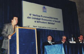 2000, στη Βέροια. Την εκδήλωση διοργάνωσε η Οικονομική και Κοινωνική Επιτροπή της Νομαρχιακής Αυτοδιοίκησης Ημαθίας. Από την Ο.Κ.Ε. της Ελλάδος παρευρέθηκαν οι κ.κ. Δημήτριος Πολίτης, Αντιπρόεδρος (Β' Oμάδα), Γρηγόρης Παπανίκος, Γενικός Γραμματέας και η κα Μάρθα Θεοδώρου, Υπεύθυνη Δημοσίων και Διεθνών Σχέσεων.