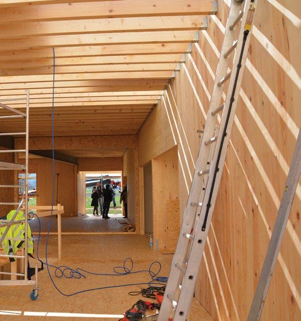 PRIMER DOBRE PRAKSE v leseni masivni gradnji: lesen masiven VRTEC Leseni škrat hitro ekonomično trajnostno Skrb za zagotavljanje notranjega bivalnega ugodja je pri izgradnji vrtca predstavljala prvo