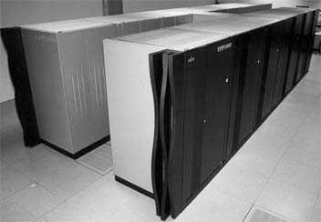Сурет 2. Fujitsu-VPP5 PVP жүйесінде бағдарламалау парадигмасы циклдың векторлануын(бір процессордың мүмкін болатын нәтижесіне жеткізу) және олардың параллель таралуын қарастырады.