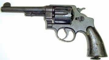 ΟΠΛΙΣΜΟΣ Περίστροφο Smith & Wesson, Hand Ejector, M1917 Τα περίστροφα Smith & Wesson Hand Ejector M1917 αποκτήθηκαν από τον Ελληνικό Στρατό, μαζί με άλλα όπλα αμερικανικής προέλευσης, στα τέλη της