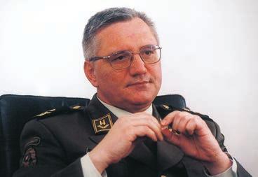 RAZGOVOR general bojnik Dragutin Repinc zapovjednik mirovne misije UNMOGIP misija u Indiji i Pakistanu UNMOGIP jedna je od najstarijih UN-ovih misija UNMOGIP broji 115 osoba cilj misije je nadzor