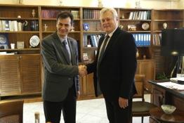 16 έως 19 Ιανουαρίου Χίος: Μαζί μπορούμε «Hands on» Ήδη στην πρώτη τους συνάντηση, οι Δήμαρχοι της Χίου και του Σανκτ Ίνγκμπερτ συμφώνησαν να προχωρήσουν στην ανταλλαγή εμπειριών πάνω σε συγκεκριμένα