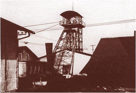Prvi 100kW trifazni generator na parni pogon pri premogovniku Velenje je začel obratovati leta 1905.
