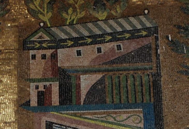 Τα σπίτια, που προορίζονταν για την αριστοκρατία, είχαν μεγάλη έκταση και συχνά πολυτελή διακόσμηση.