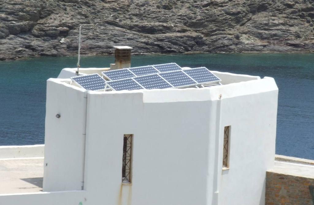 4 kwp PV στην οροφή 1 Ανεµογεννήτρια