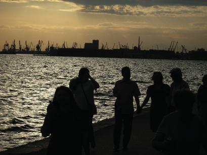Αξίζει όμως ο επισκέπτης της να δει και το σύγχρονο πρόσωπο της πόλης.