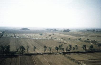 Ορισμένες από τις πυραμίδες αυτές βρίσκονται σήμερα σε αξιολύπητη κατάσταση, αφού καταστράφηκαν ή λεηλατήθηκαν από τους εκάστοτε γεωργούς της περιοχής.
