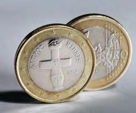 národných symbolov. Cyprus (oficiálne Cyperská republika), ktorý zaberá zhruba tri pätiny územia, je medzinárodne uznávaným reprezentantom ostrova Cyprus a členským štátom EÚ.