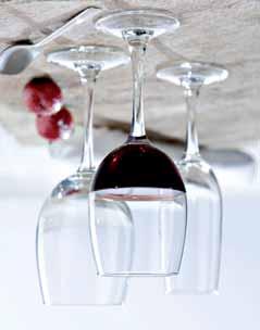 ποτήρια ΚΟΛΩΝΑΤΑ ΠΟΤΗΡΙΑ Aurum 00.13050 Vino rosso 52 cl 22,5 cm 9,3 cm 00.13046 Burgunder 43 cl 21,3 cm 9 cm 00.