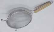 34x20,5 cm *060140093 σουρωτήρι 1/4, inox για μαρίτα 40 cm 50901240 40x26,5 cm 060140098 σινουά με γάτζο, inox 50901118 18χ15,5 cm 060140099 σινουά με γάτζο, inox 50901120 20χ20 cm 060140097 σινουά