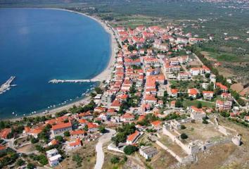 Παραλία Λουτρακίου για περίπατο ι απογευματινό μπάνιο και καφζ. Επιςτροφι ςτθν Ακινα. Σιμή υμμετοχήσ κατ άτομο : 12,00 ευρώ Κυριακή 18.