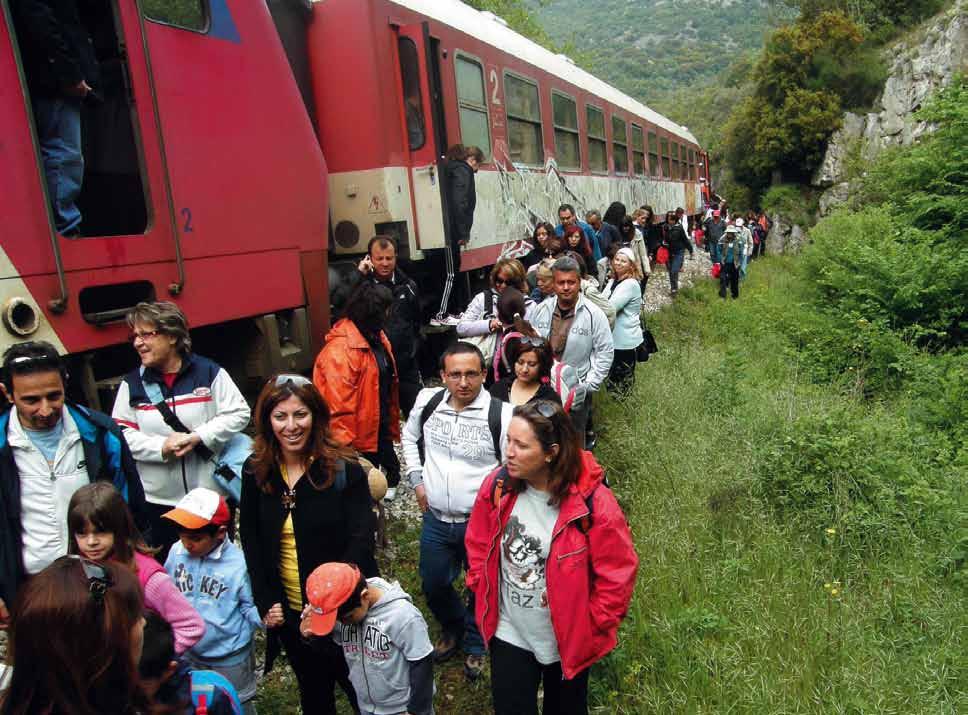 Εφημερίδα «Καλημέρα κυρά-γη» -Χατζηανέστη 13 ράμα 66100- Τηλ./Φαξ: 25210 46423 email@: ecodrama@otenet.gr Μάιος 2014 (c) 28 29 30 1 2 3 4 Ιερεμίου προφ., Βατά πρεσβ. ιερομάρτ. Ισιδώρας, Μιχαήλ, οσ.