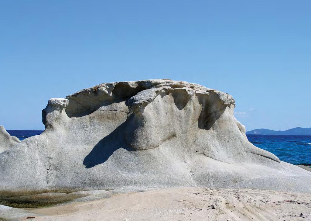 Στο ρυθμό της Αθωνικής (αρχι-) τεκτονικής γεωλογίας Άγιον Όρος και Ιερισσός Mount Athos and Ierissos Στην περιοχή του Γοματίου κυριαρχούν υπερβασικά πετρώματα με διάφορα επιμέρους ονόματα, όπως