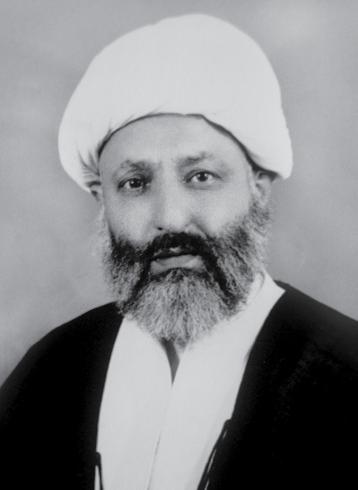 ت ضم مكتبة اآل عüصفور التي مت نقلها اإىل املكتبة الرVضوية مبدينة مûشهد الإيرانية Sسنة 1990 م حوايل 539 خمطوطة منها 119 خمطوطة من اأعمال علماء اأSسرة اآل عüصفور.