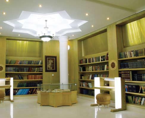 الفصل الثاني: مكتبة آل عصفور في القرن الثامن عشر الميالدي ووضعها الحالي )2( موؤلفاته باللغة الجنليزية تعاليم الإSسالم - كتاب الطهارة - كتاب الüصالة - اخلüصائüص )ترجمة اإىل الجنليزية( - رحلة اإىل كوكب