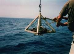 για νυχτερινές μετρήσεις παράκτιων ρευμάτων με φωτογραμμικές μεθόδους) Πλήρης εξοπλισμός Περιβαλλοντικής Ωκεανογραφίας (Ατομική απορρόφηση Perkins Elmer 3100, Πολυπαραμετρικό σύστημα μέτρησης