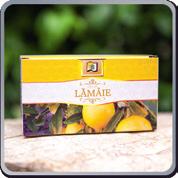 Ceai natural lămâie o Descriere produs: Ceai natural; nu conține arome, nu conține coloranți; culoarea și gustul natural al ceaiului sunt date de ingredientele sale.