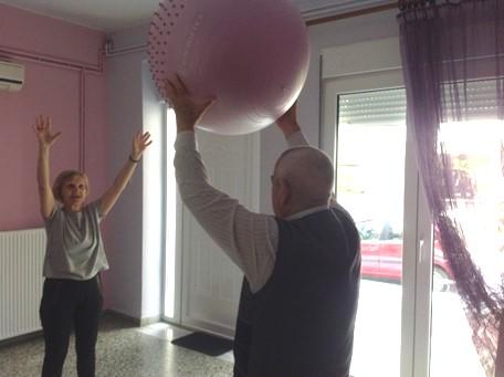 Όλοι μαζί μπορούμε 17 Δράσεις για άτομα με άνοια και τους περιθάλποντές τους Λάρισα Η Εταιρεία Νόσου Alzheimer και Συναφών Διαταραχών Ν.