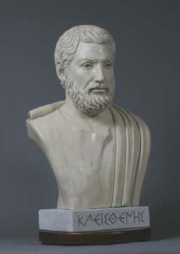 Με μια θαυμαστή καθαρότητα σκέψης ολοκλήρωσε το έργο που άρχισε ο Σόλων, και έδωσε στο δημοκρατικό σύνταγμα της Αθήνας την τελειωτική μορφή του (508/7).