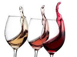 ΚΡΑΙΑ - WINES Λευκά Κραςιά - White Wines Ποτιρι κραςί 2,33 c One glass of wine 190ml 2,90 c Λευκόσ