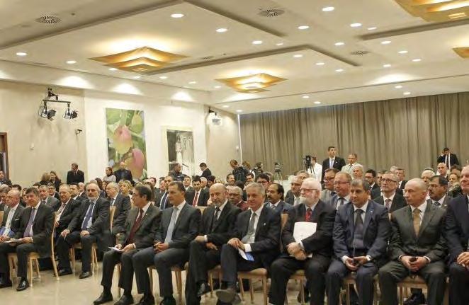 22 Στιγμιότυπο από τα Βραβεία Εξαγωγών 2015 Οι εκπρόσωποι του ΕΒΕ Λευκωσίας ζήτησαν τον αυστηρότερο έλεγχο σε ότι αφορά τα προϊόντα με ελλιπή σήμανση και παραπλανητικές ενδείξεις. Ο κ.